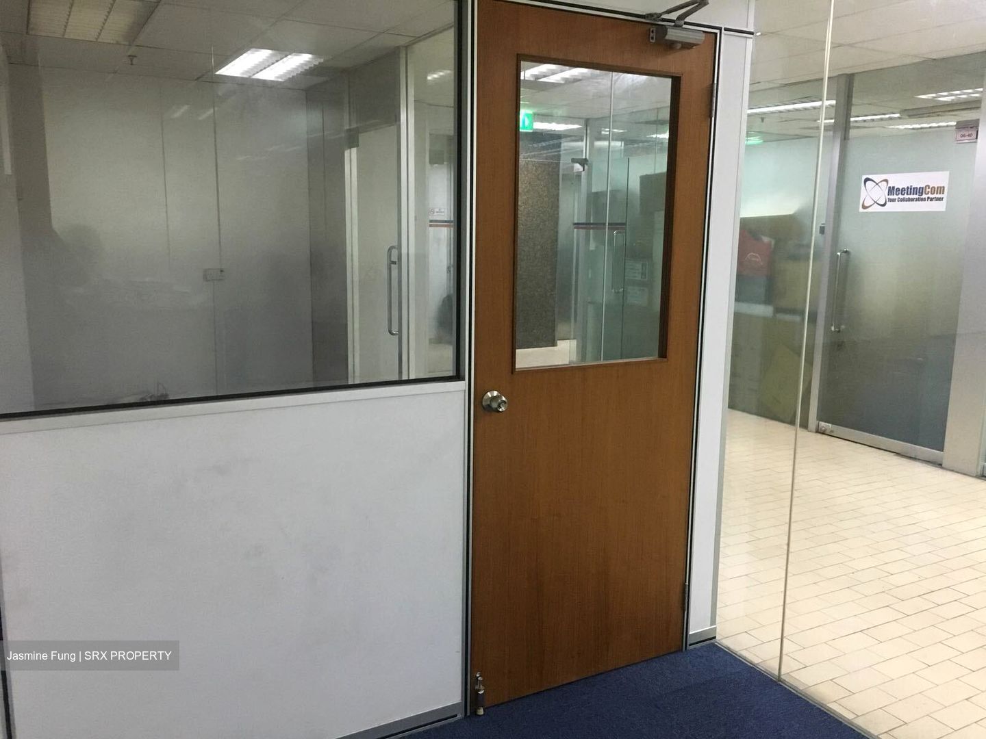 North Bridge Centre (D7), Office #582255591